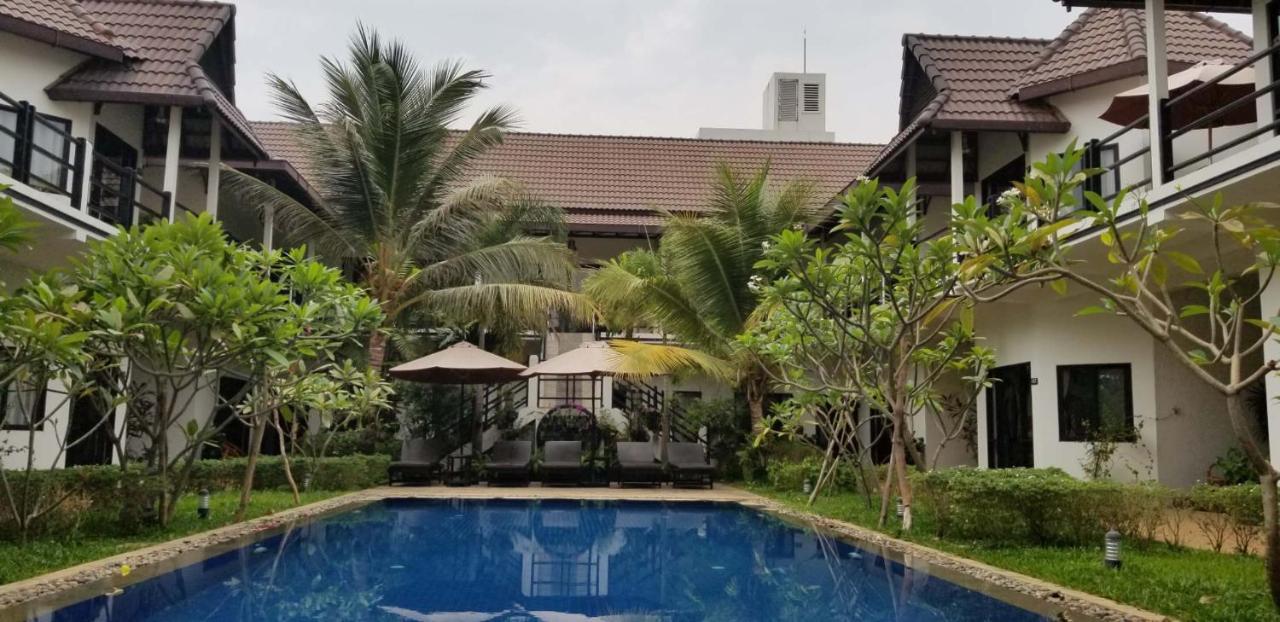 S.R Sofia Villa Hotel Siem Reap Exterior foto